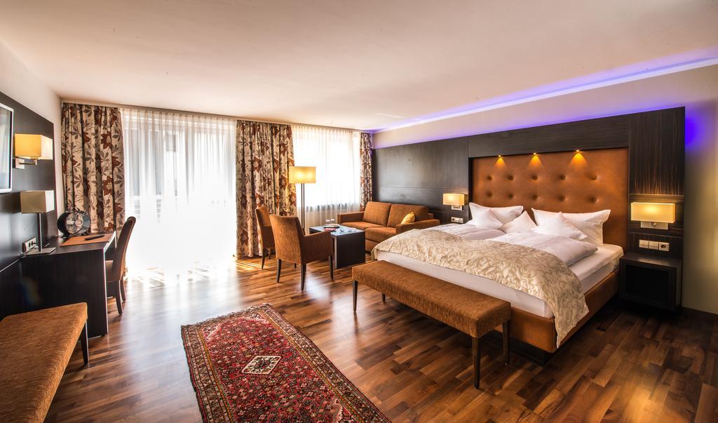 Hotel Am Yachthafen Konstanz Buitenkant foto
